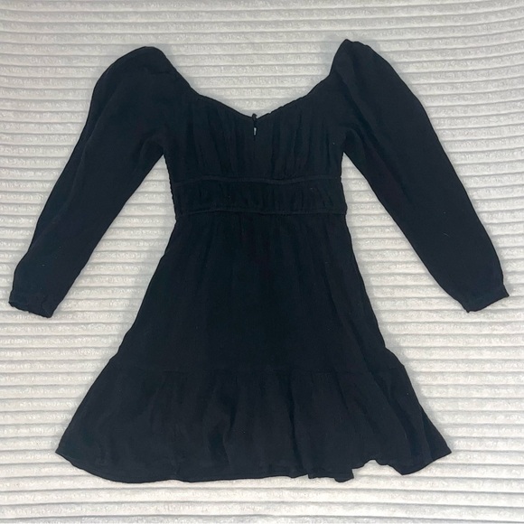 Hollister Boho Black Long Sleeved Mini XS With Built in Shorts - Picture 2 of 5